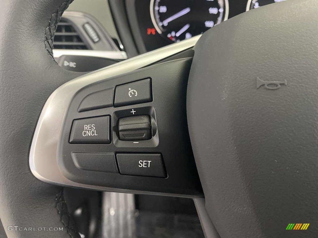 2022 X1 sDrive28i - Alpine White / Black photo #15