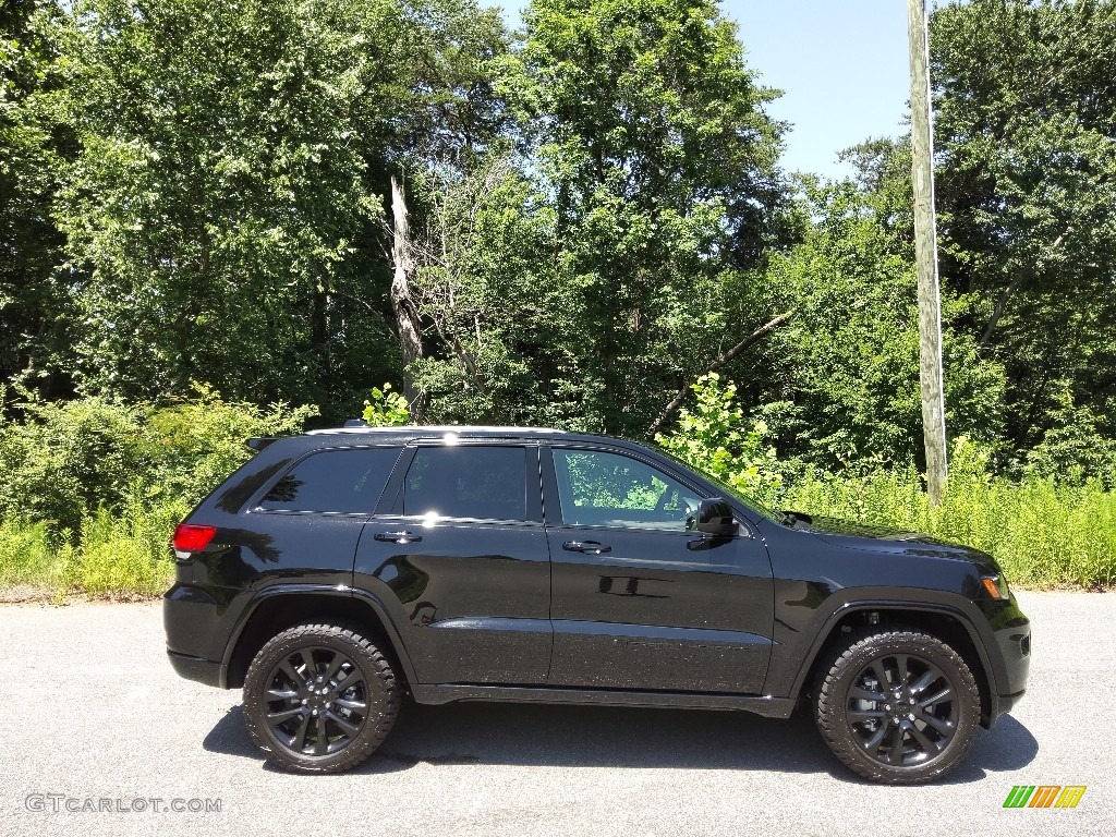 Diamond Black Crystal Pearl 2022 Jeep Grand Cherokee Laredo X 4x4 Exterior Photo #144441954