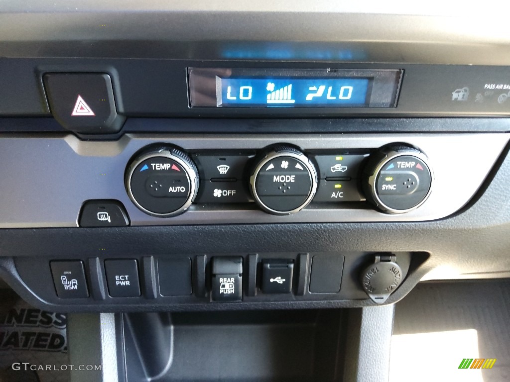 2022 Toyota Tacoma SR5 Double Cab Controls Photos