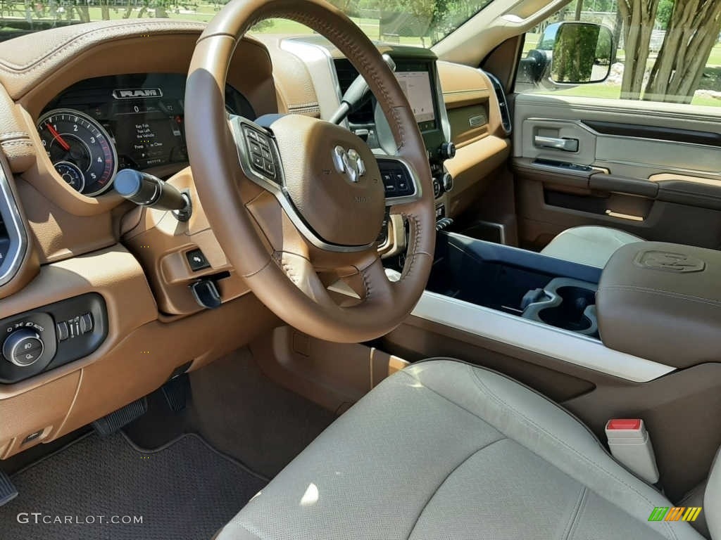2022 3500 Laramie Crew Cab - Patriot Blue Pearl / Mountain Brown/Light Frost Beige photo #4