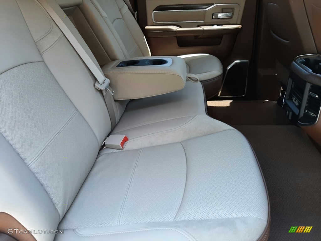 2022 3500 Laramie Crew Cab - Patriot Blue Pearl / Mountain Brown/Light Frost Beige photo #5