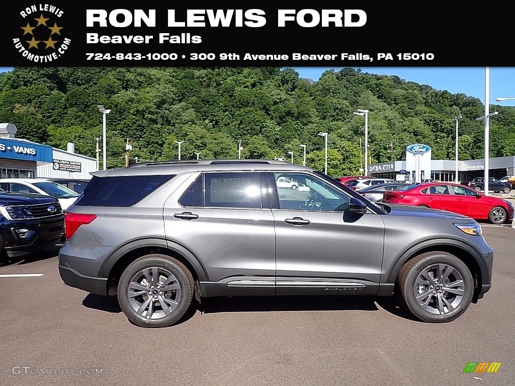 2022 Explorer XLT 4WD - Carbonized Gray Metallic / Ebony photo #1