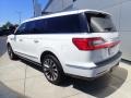 Pristine White - Navigator L Reserve 4x4 Photo No. 3