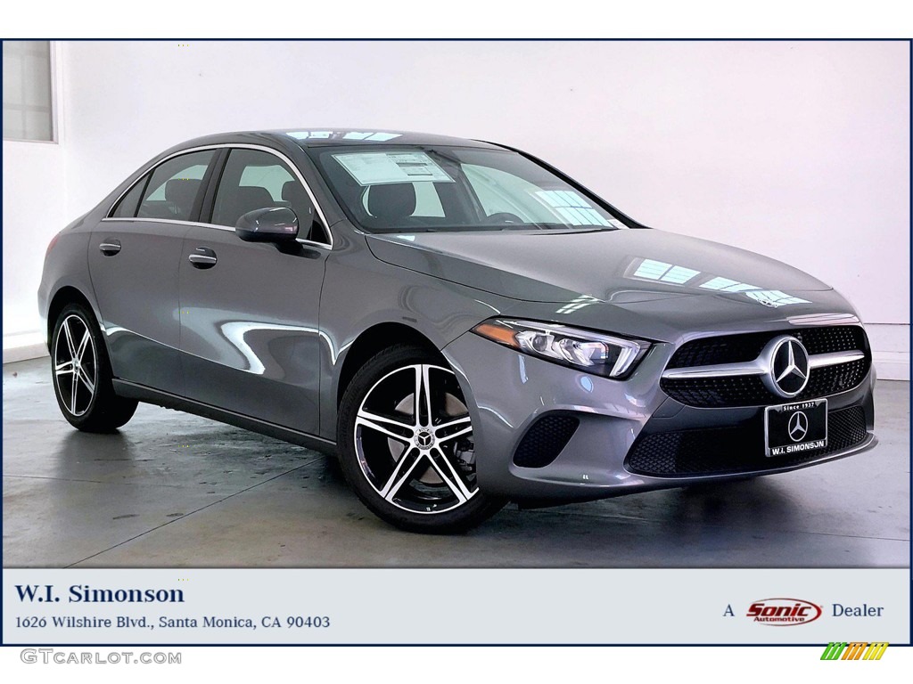 2022 A 220 Sedan - Mountain Gray Metallic / Black photo #1