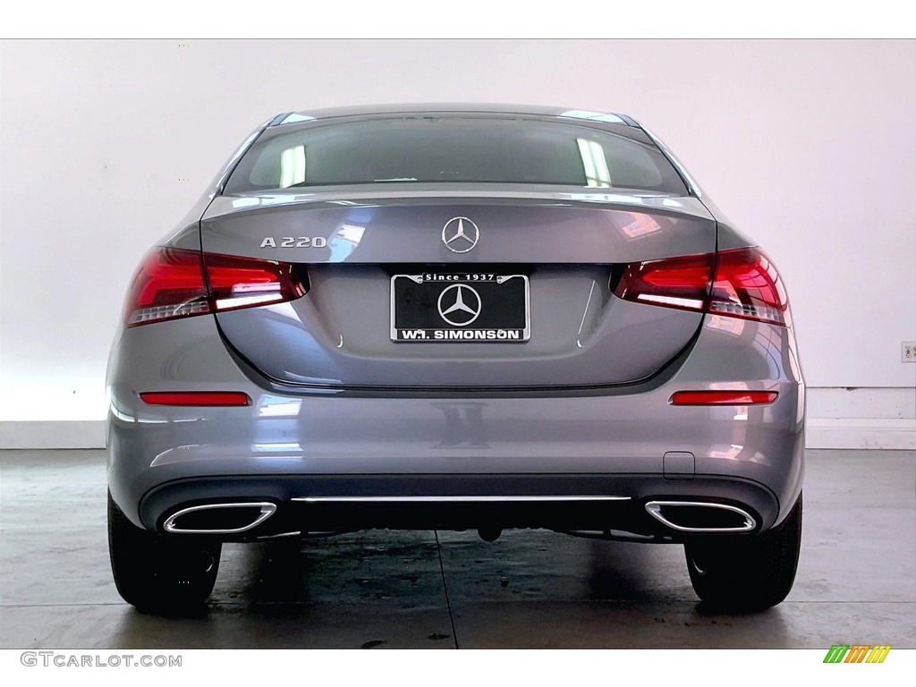 2022 A 220 Sedan - Mountain Gray Metallic / Black photo #3