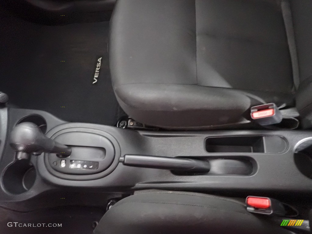 2019 Versa S Plus - Brilliant Silver Metallic / Charcoal photo #20