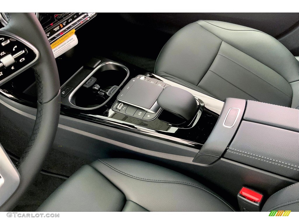2022 A 220 Sedan - Mountain Gray Metallic / Black photo #8