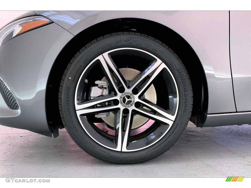 2022 A 220 Sedan - Mountain Gray Metallic / Black photo #10