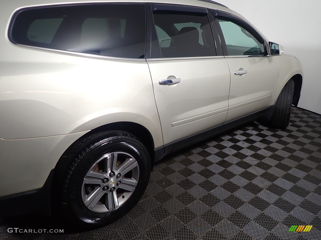 2015 Traverse LT AWD - Champagne Silver Metallic / Ebony photo #19