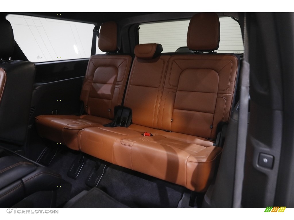 2018 Lincoln Navigator Reserve L 4x4 Rear Seat Photos