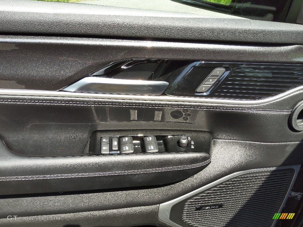 2022 Jeep Wagoneer Series I 4x4 Global Black Door Panel Photo #144452149