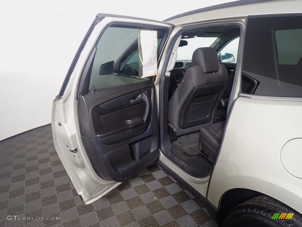 2015 Traverse LT AWD - Champagne Silver Metallic / Ebony photo #33