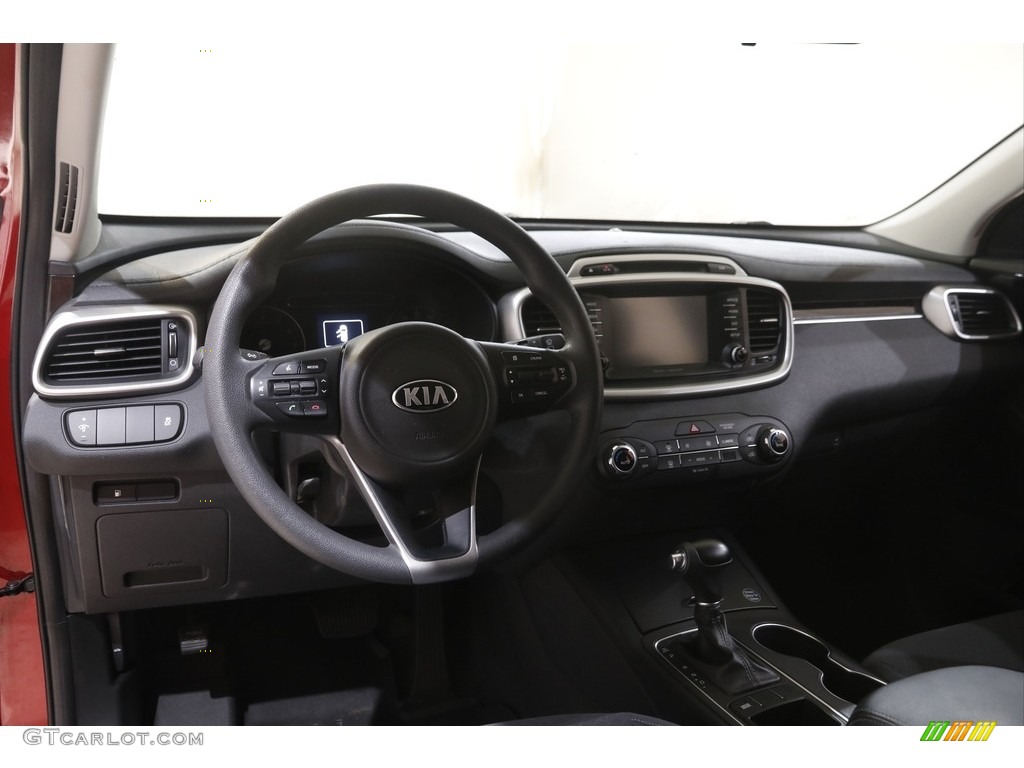 2018 Kia Sorento LX Dashboard Photos