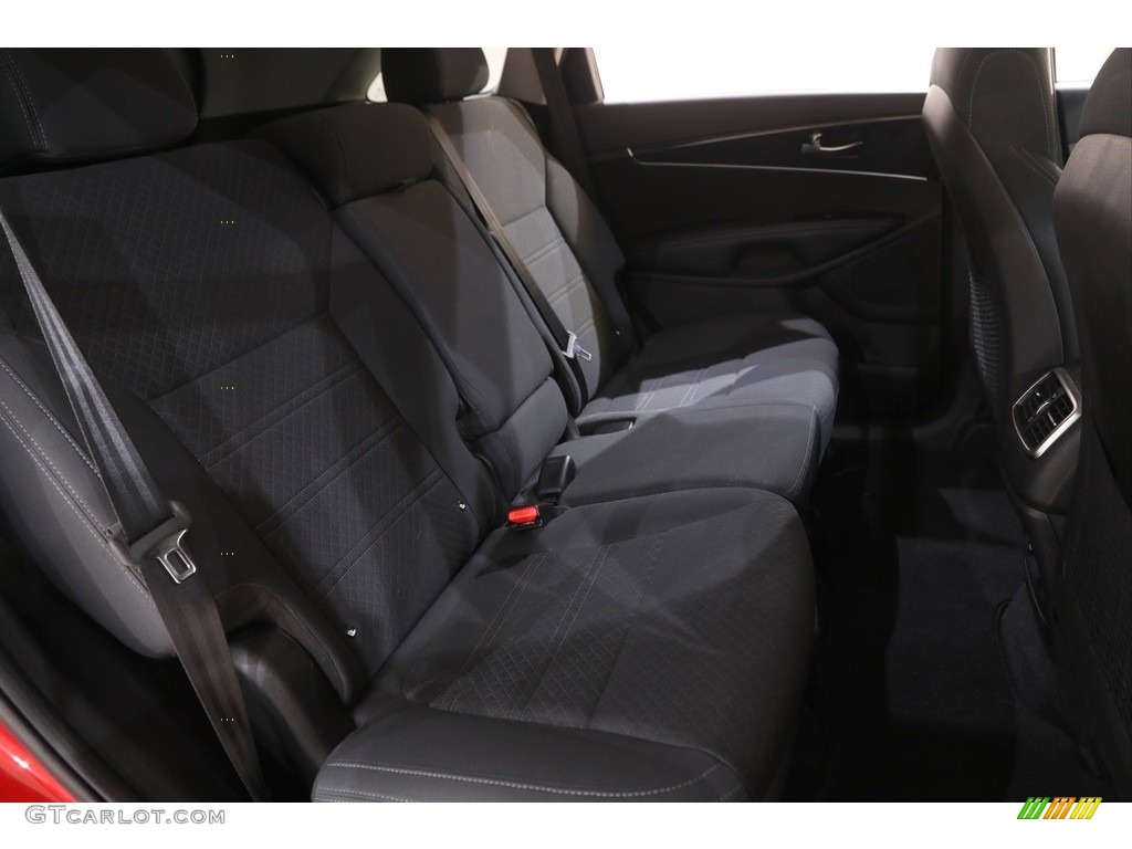 2018 Kia Sorento LX Rear Seat Photos