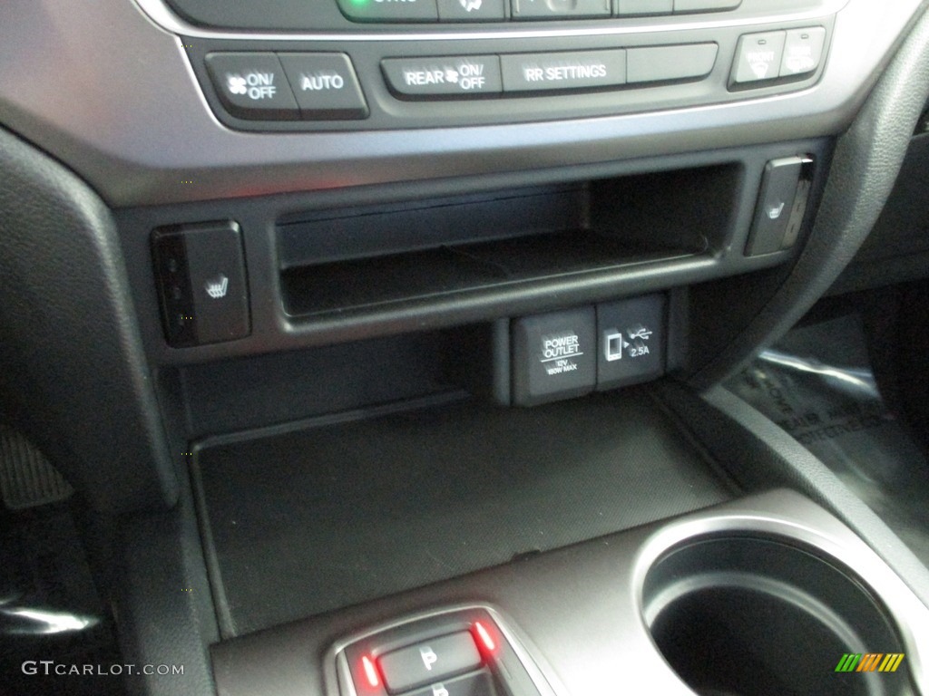 2020 Passport EX-L AWD - Obsidian Blue Pearl / Gray photo #43