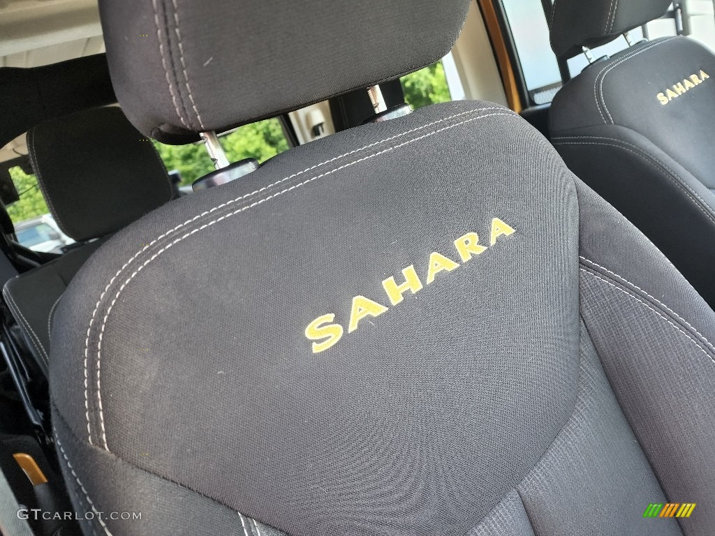 2014 Wrangler Unlimited Sahara 4x4 - Amp