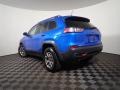 Hydro Blue Pearl - Cherokee Traihawk 4x4 Photo No. 11