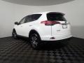 Super White - RAV4 LE Photo No. 11