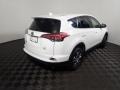 Super White - RAV4 LE Photo No. 17