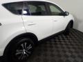 Super White - RAV4 LE Photo No. 19