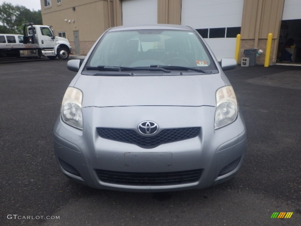 2010 Yaris 5 Door Liftback - Meteorite Metallic / Dark Charcoal photo #2