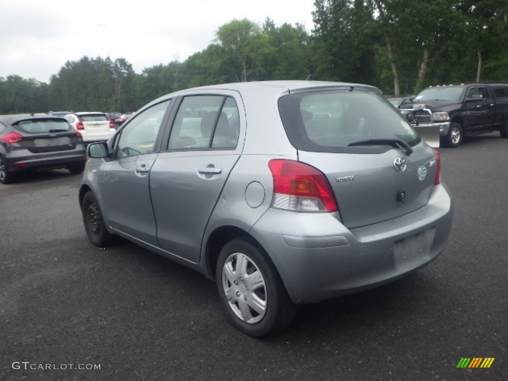 2010 Yaris 5 Door Liftback - Meteorite Metallic / Dark Charcoal photo #4