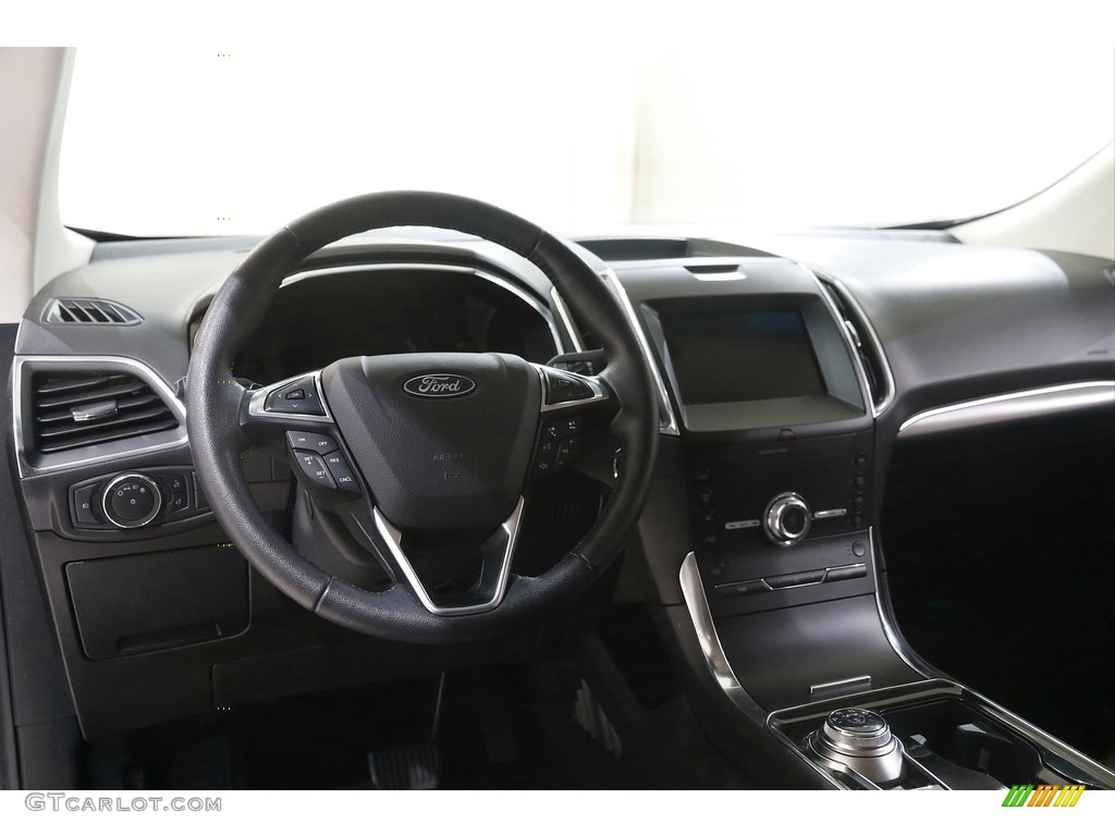 2020 Edge Titanium AWD - Magnetic Metallic / Ebony photo #7