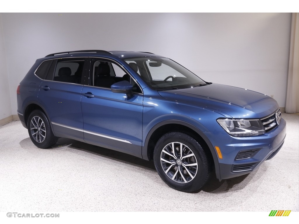 2020 Tiguan SE 4MOTION - Blue Silk Metallic / Titan Black photo #1