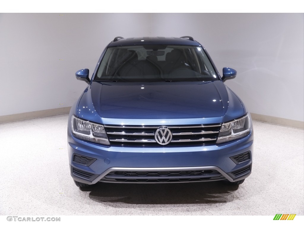 2020 Tiguan SE 4MOTION - Blue Silk Metallic / Titan Black photo #2