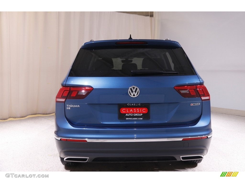 2020 Tiguan SE 4MOTION - Blue Silk Metallic / Titan Black photo #18