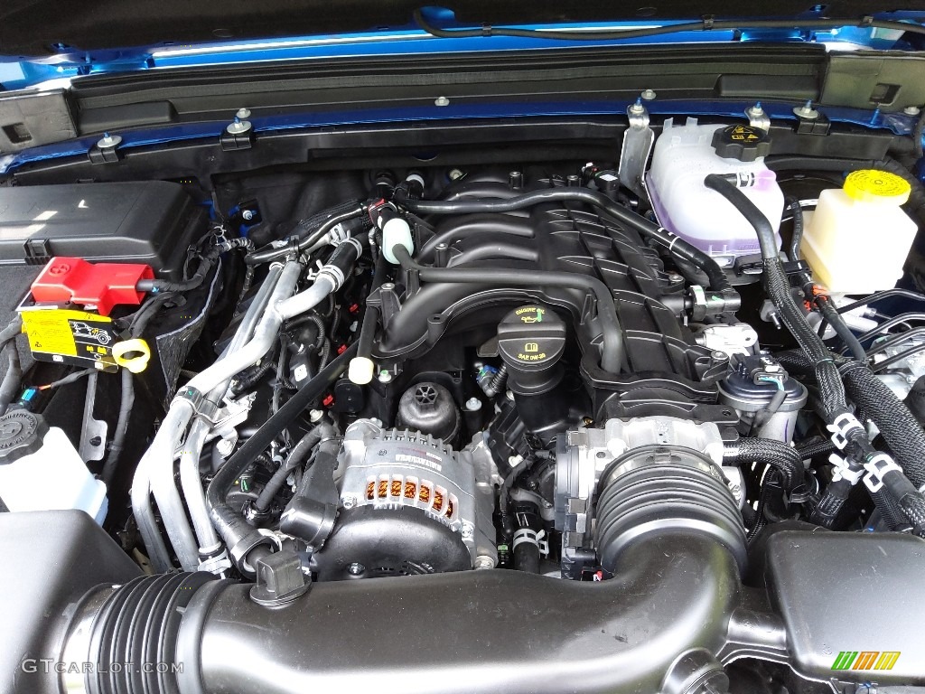 2022 Jeep Gladiator Mojave 4x4 Engine Photos