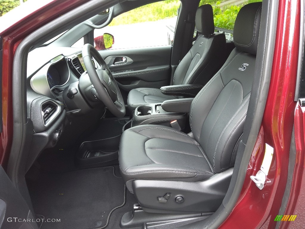 2022 Chrysler Pacifica Touring L AWD Front Seat Photo #144470027