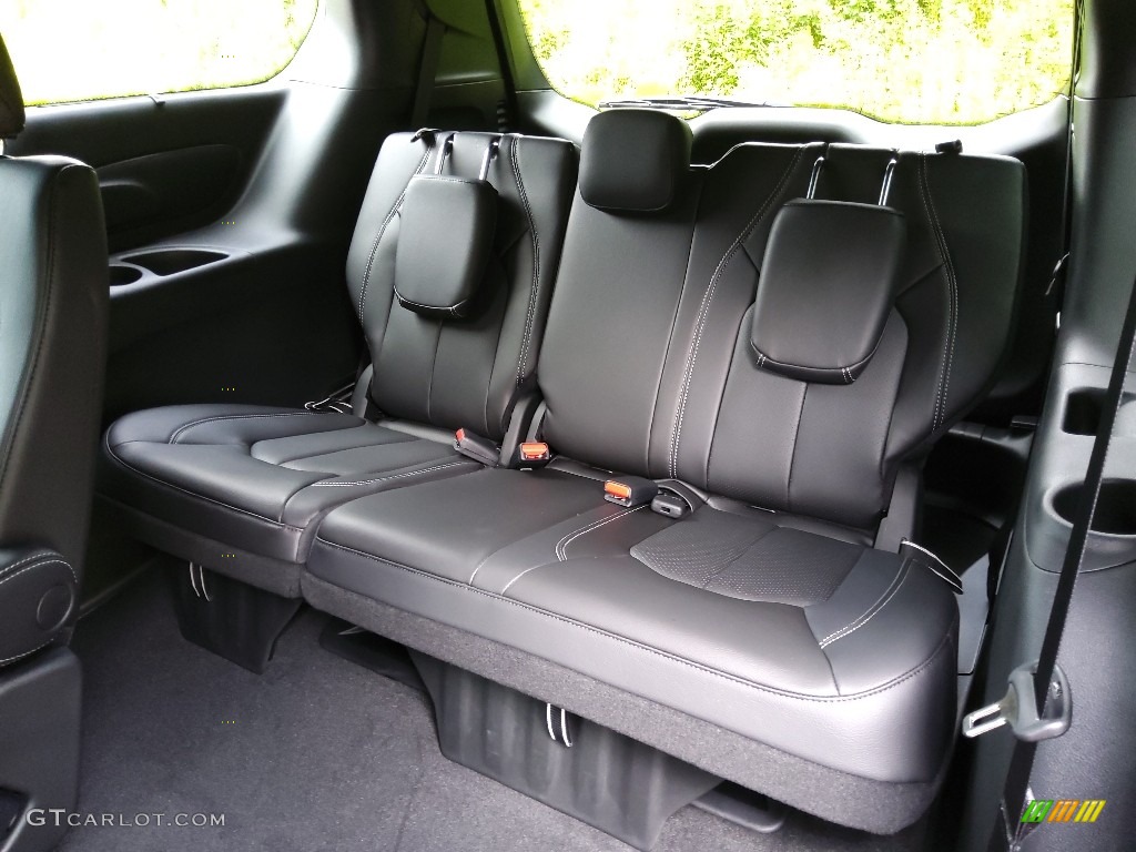 Black Interior 2022 Chrysler Pacifica Touring L AWD Photo #144470126