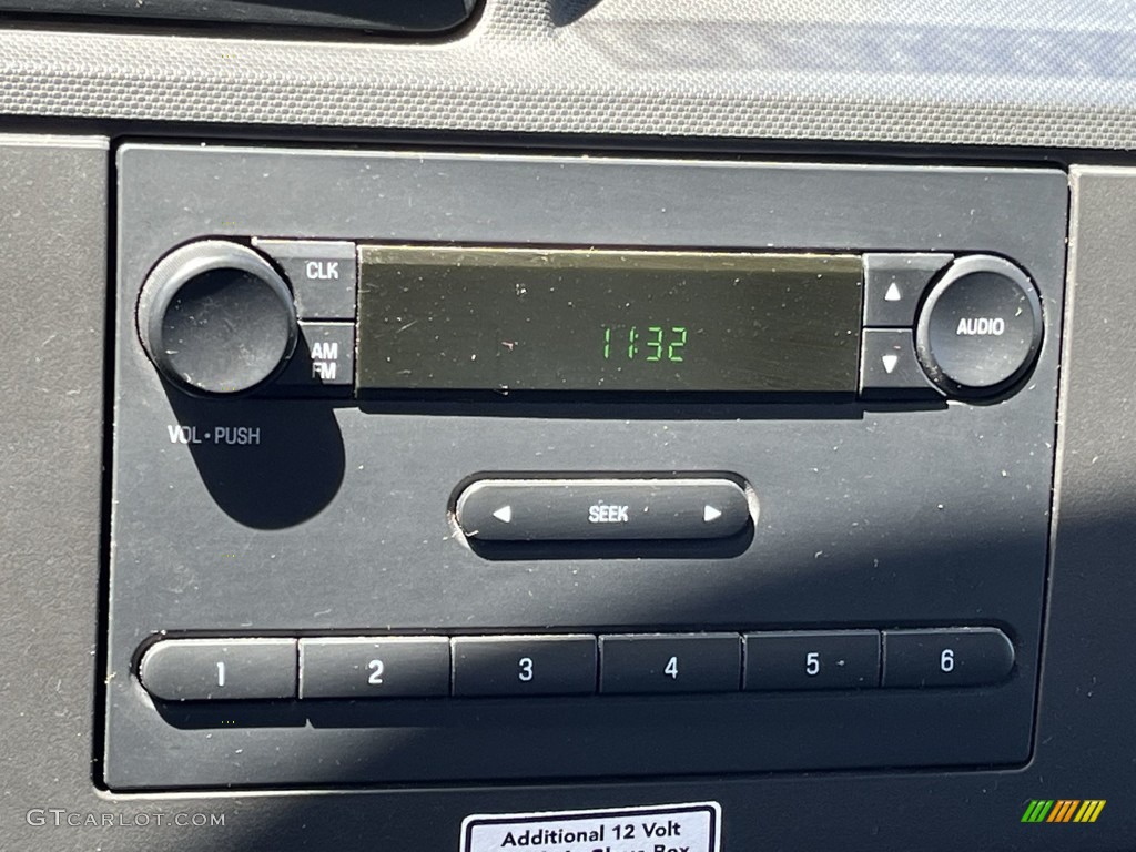 2017 E Series Cutaway E350 Cutaway Commercial Moving Truck - Oxford White / Medium Flint photo #6