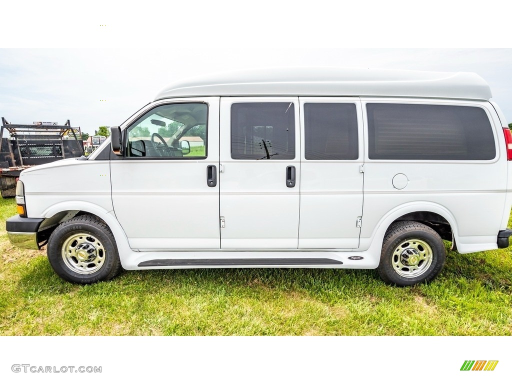 Summit White 2008 Chevrolet Express LS 1500 Passenger Van Exterior Photo #144470660