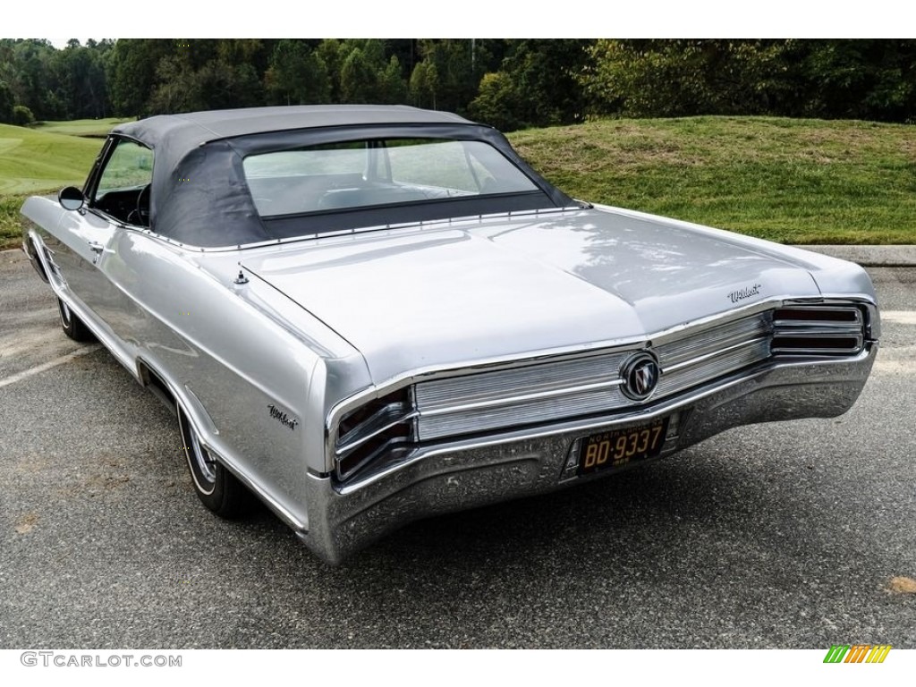 Silver Cloud 1965 Buick Wildcat Convertible Exterior Photo #144471173