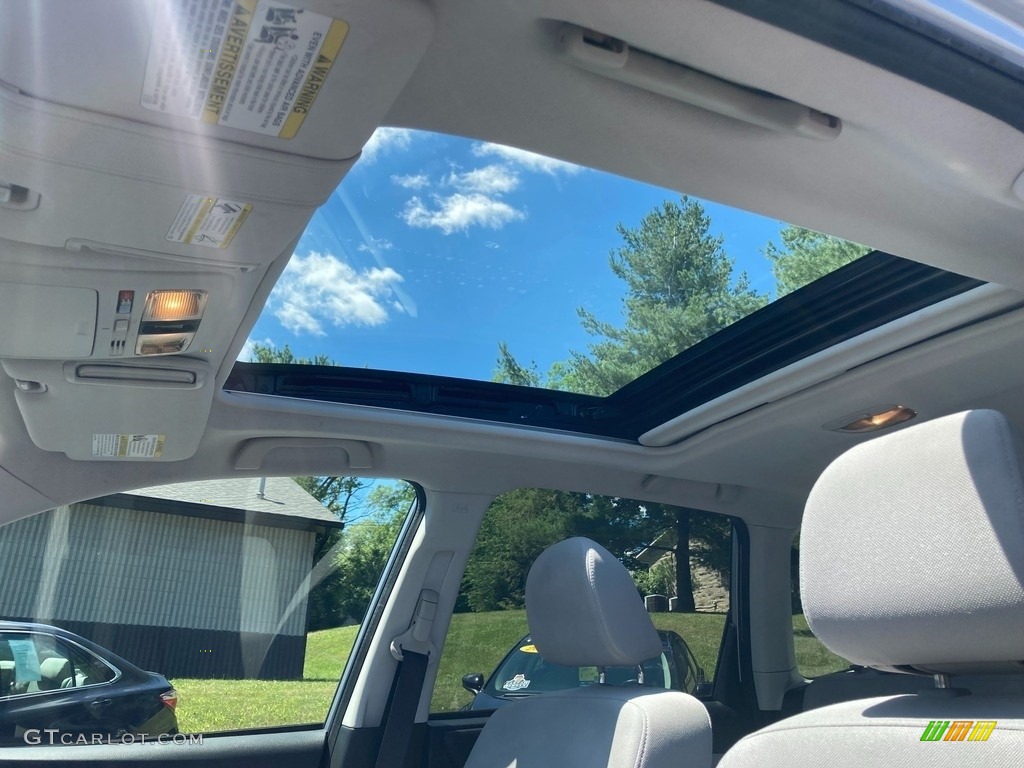 2018 Subaru Forester 2.5i Premium Sunroof Photo #144472019