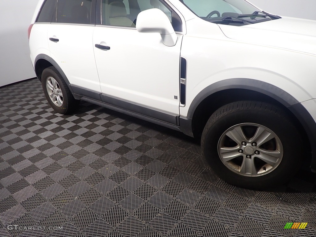 2009 VUE XE - Polar White / Tan photo #3