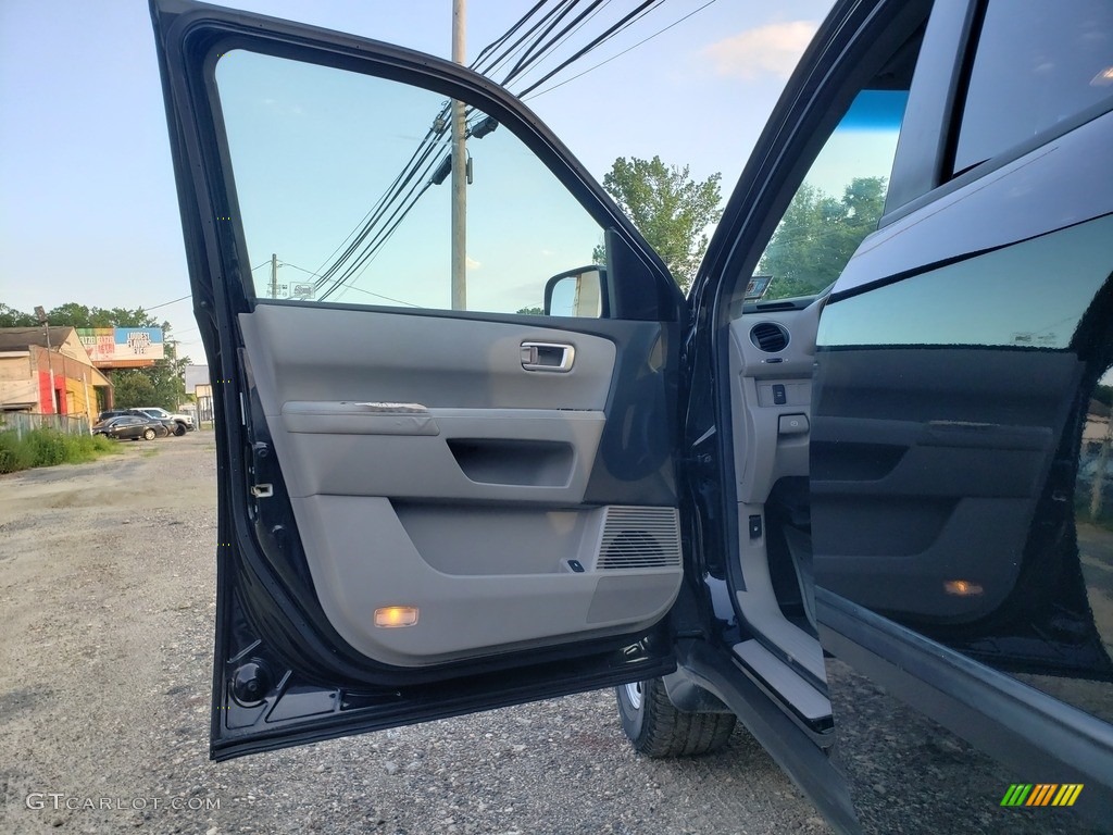 2009 Pilot LX 4WD - Formal Black / Black photo #9