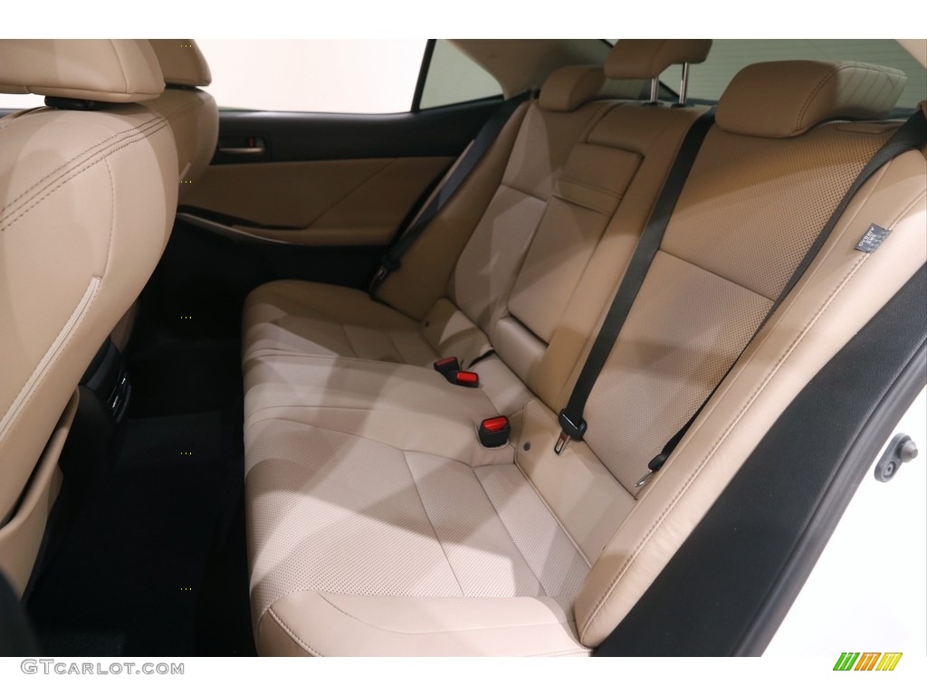 2019 IS 300 AWD - Eminent White Pearl / Chateau photo #21