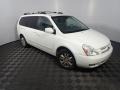 2008 White Kia Sedona EX  photo #2