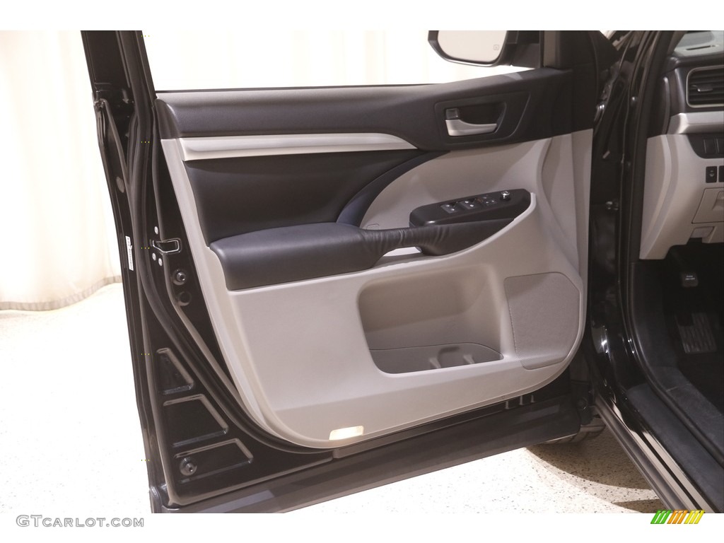 2015 Highlander XLE AWD - Attitude Black Metallic / Ash photo #4