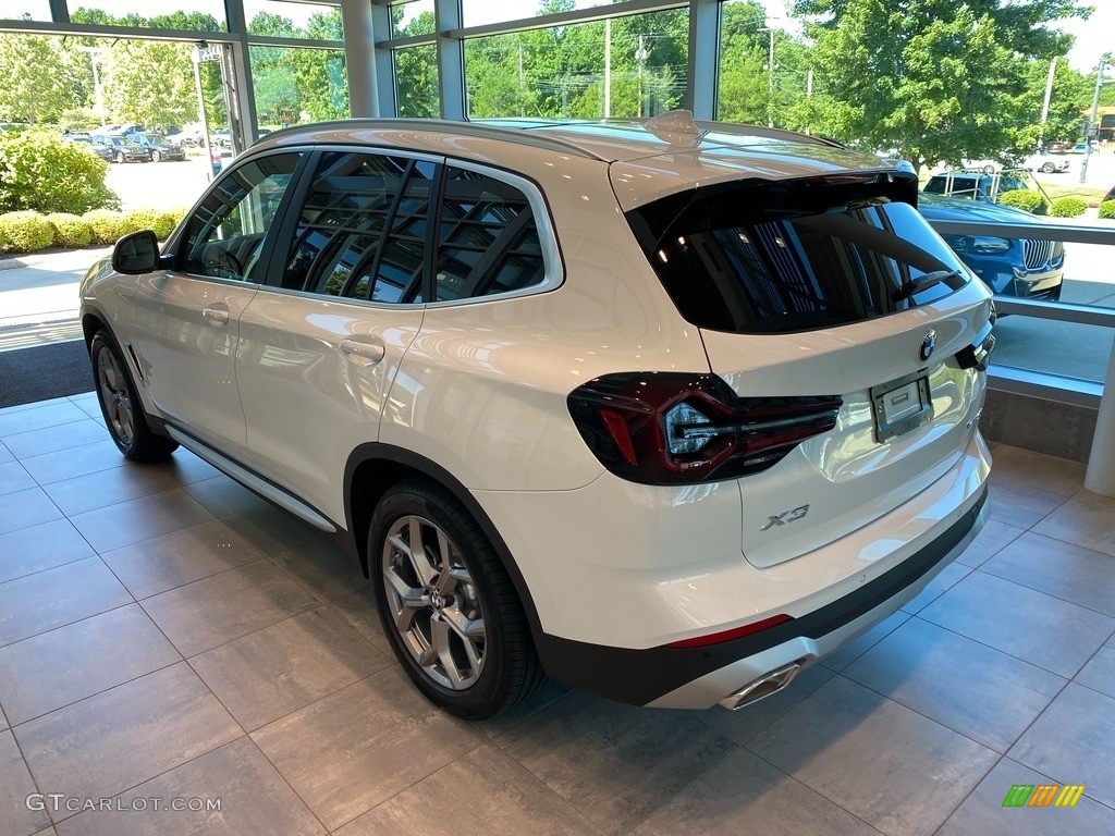 2022 X3 xDrive30i - Alpine White / Canberra Beige photo #2