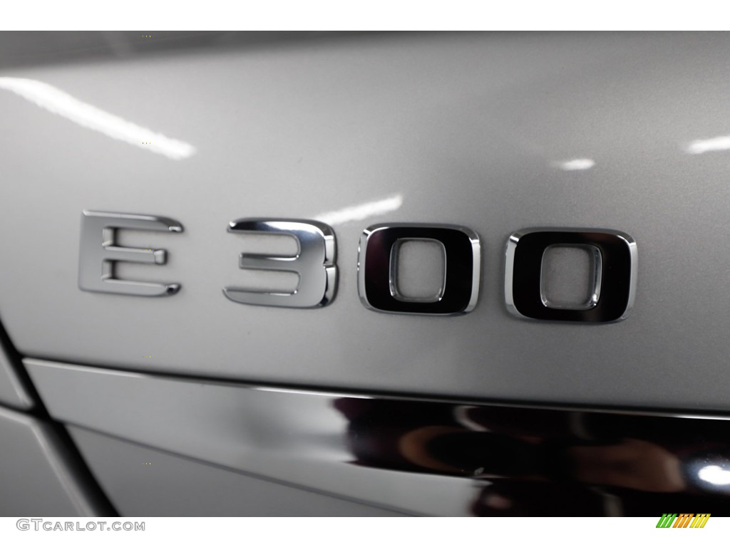 2019 E 300 Sedan - Iridium Silver Metallic / Black photo #11