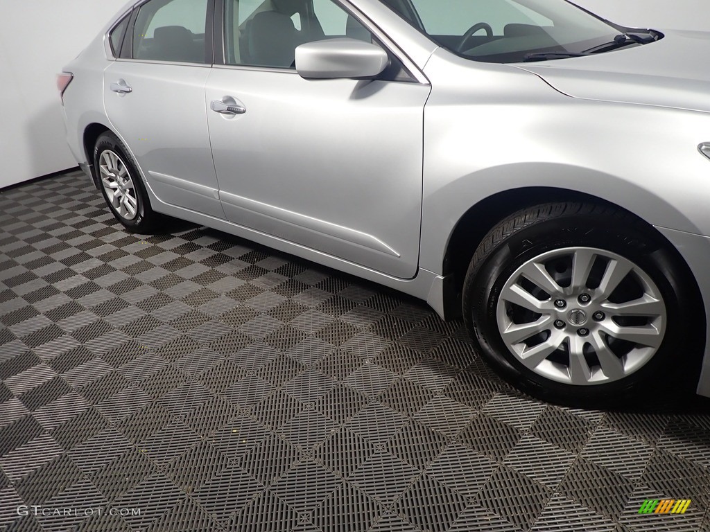 2015 Altima 2.5 S - Brilliant Silver / Charcoal photo #3
