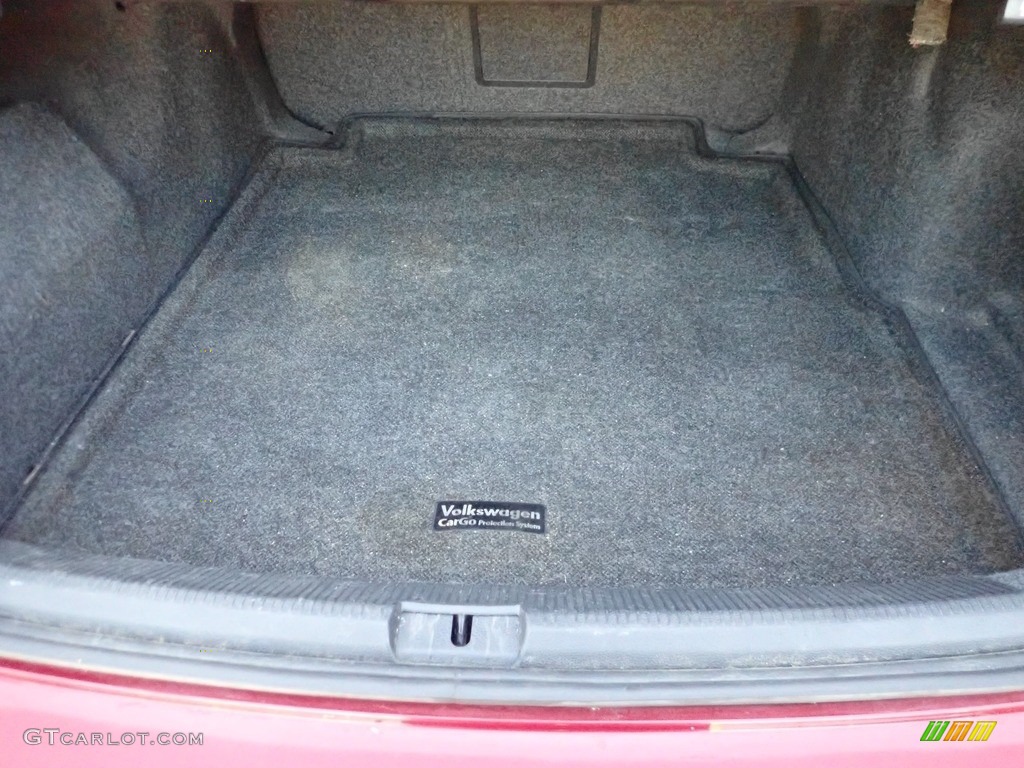 2015 Volkswagen Passat V6 SEL Premium Sedan Trunk Photos