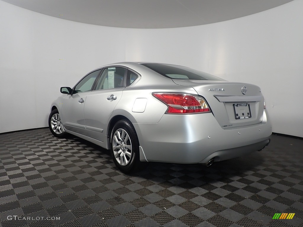 2015 Altima 2.5 S - Brilliant Silver / Charcoal photo #10