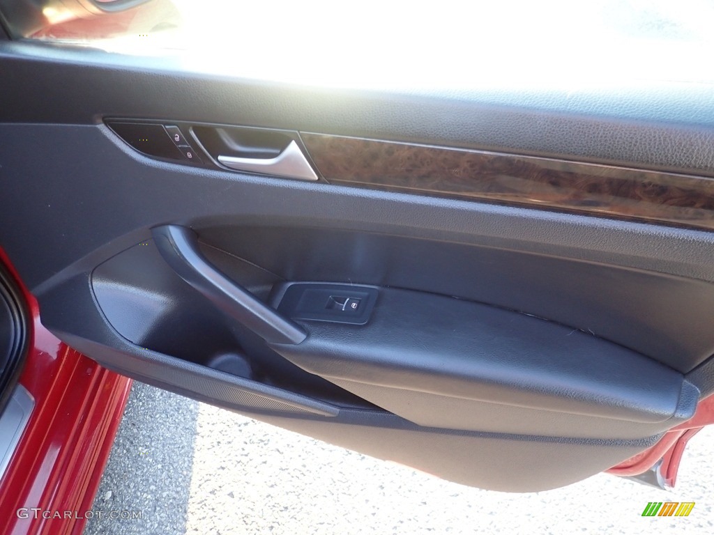 2015 Passat V6 SEL Premium Sedan - Fortana Red Metallic / Titan Black photo #14