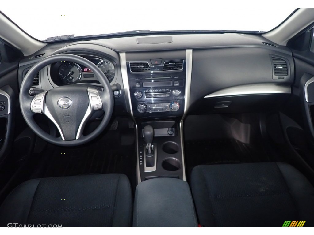 2015 Altima 2.5 S - Brilliant Silver / Charcoal photo #23