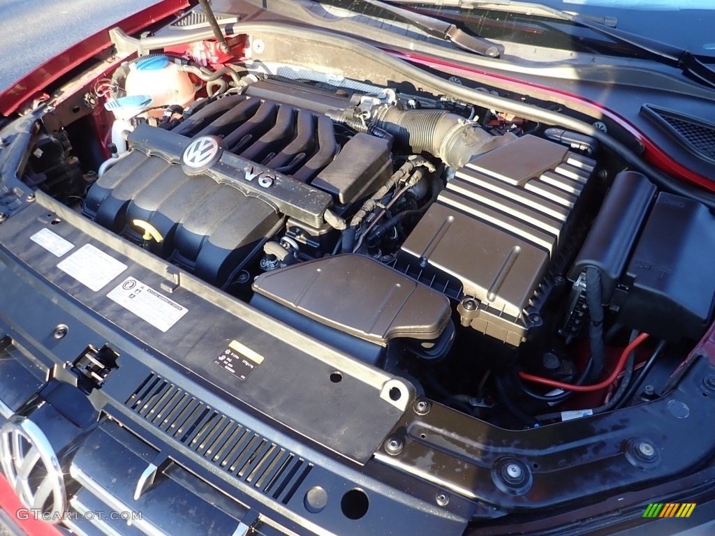 2015 Volkswagen Passat V6 SEL Premium Sedan Engine Photos
